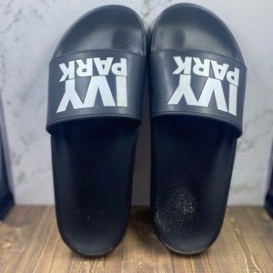 Women’s IVY PARK Slides